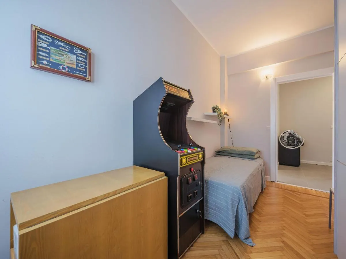 Apartment Enrico By Interhome Chiavari